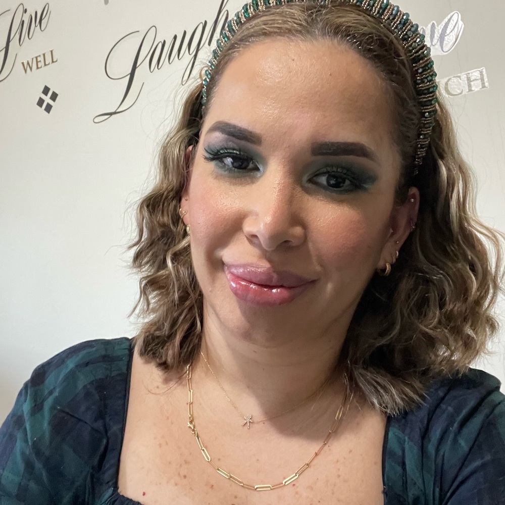 Meet your Posher, Paola